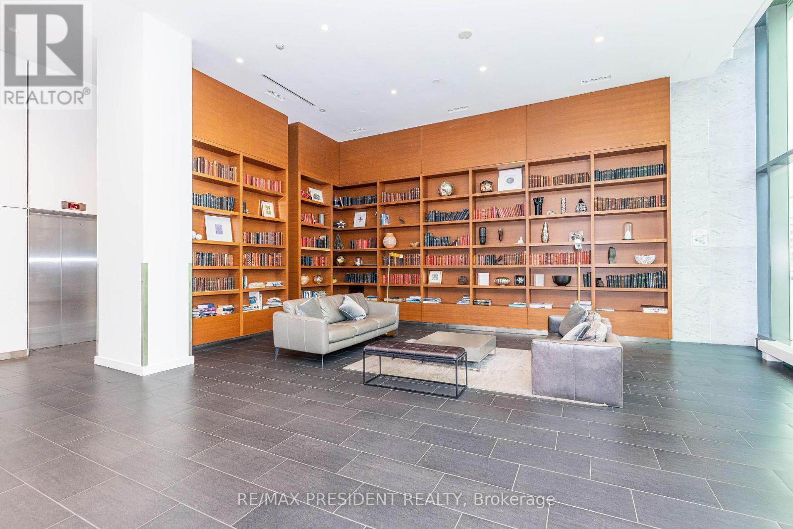 Ph 02 - 178 Fort York Boulevard Nw, Toronto, Ontario  M5V 0C8 - Photo 6 - C12507768