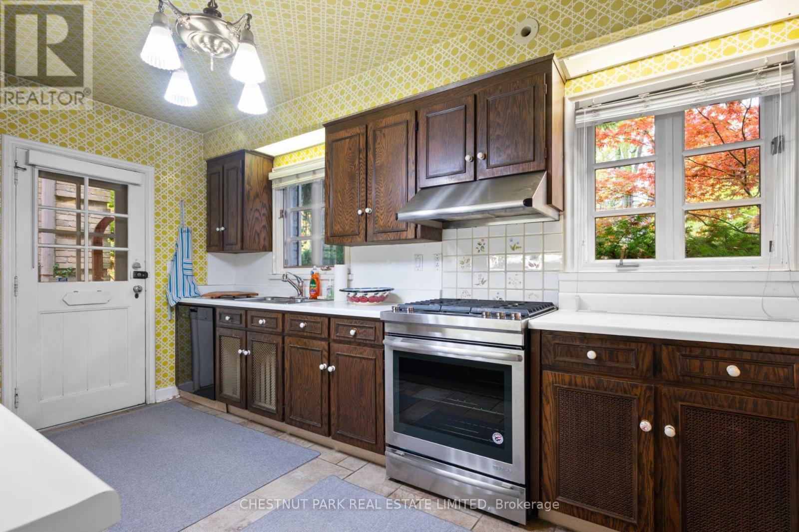 109 Park Road, Toronto, Ontario  M4W 2N8 - Photo 5 - C12507794