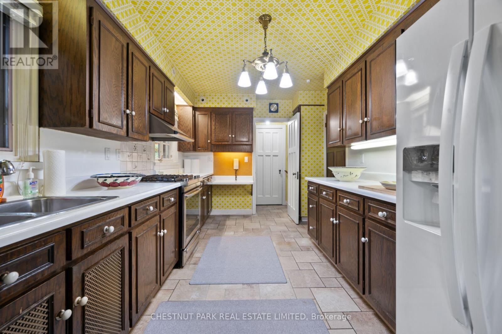 109 Park Road, Toronto, Ontario  M4W 2N8 - Photo 6 - C12507794