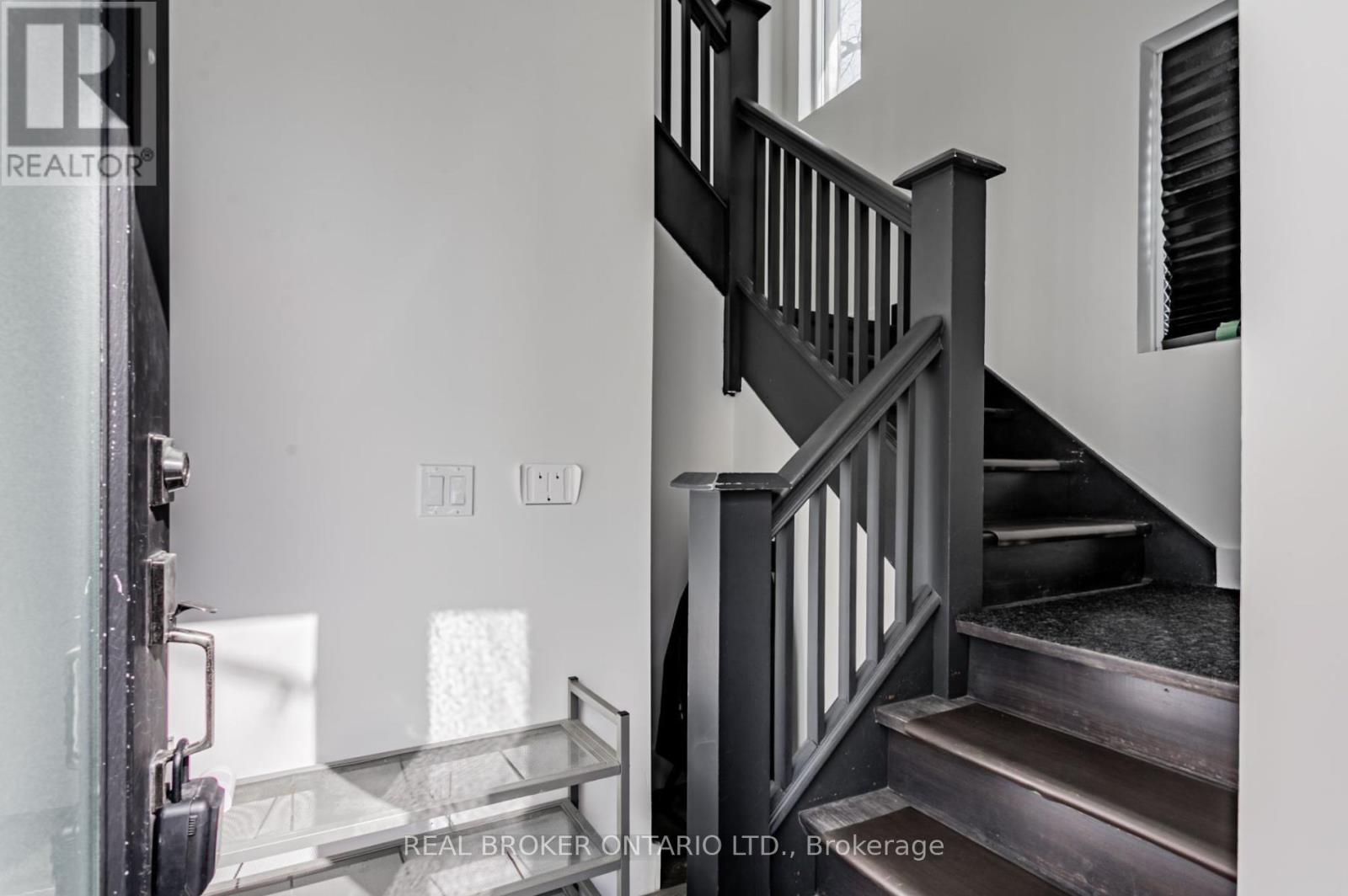 A - 1088 Avenue Road, Toronto, Ontario  M5N 2E2 - Photo 2 - C12507828