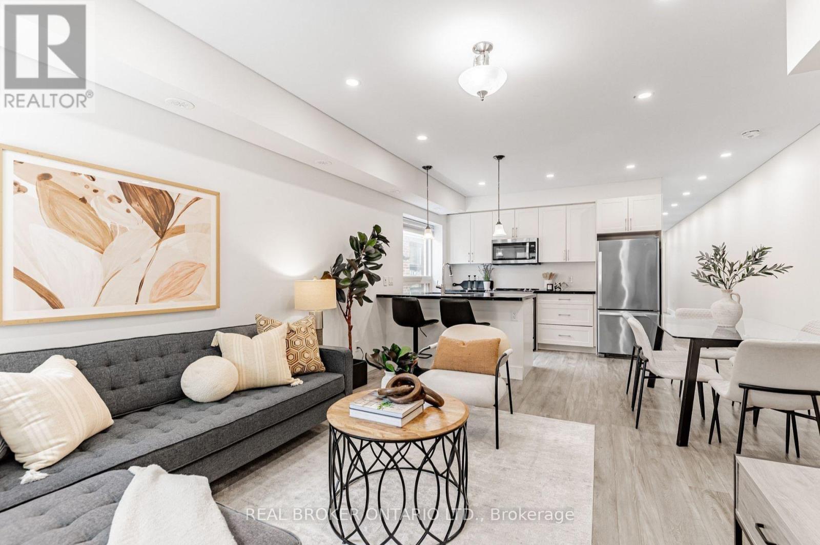 A - 1088 Avenue Road, Toronto, Ontario  M5N 2E2 - Photo 3 - C12507828