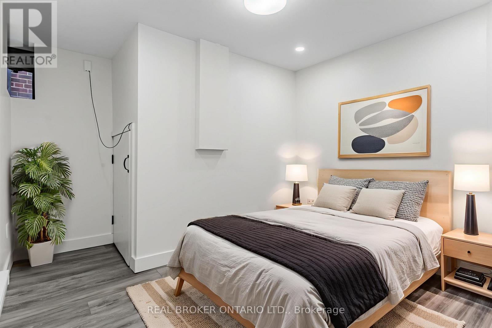 C - 1088 Avenue Road, Toronto, Ontario  M5N 2E2 - Photo 11 - C12507832