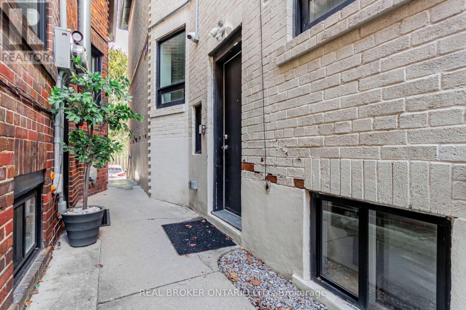 C - 1088 Avenue Road, Toronto, Ontario  M5N 2E2 - Photo 14 - C12507832