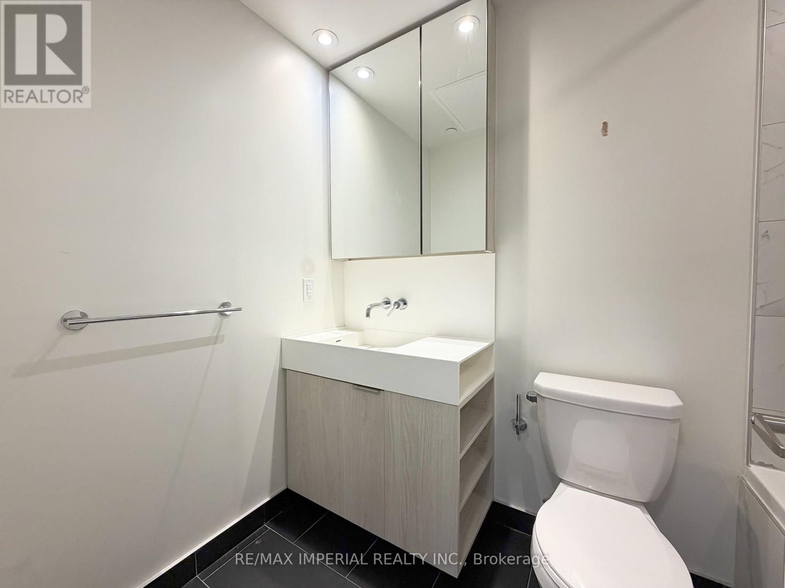 2711 - 20 Richardson Street, Toronto, Ontario  M5A 0S6 - Photo 10 - C12507848