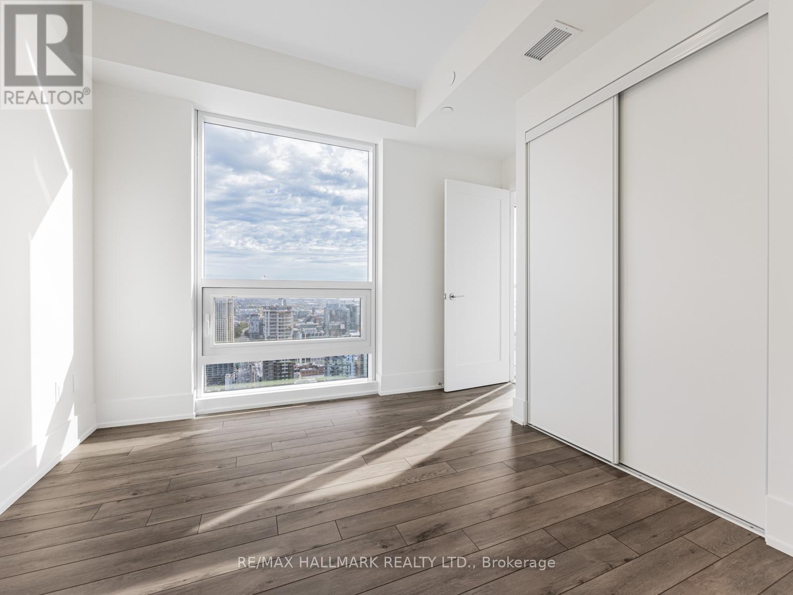 4807 - 89 Church Street, Toronto, Ontario  M5C 2G3 - Photo 18 - C12507864