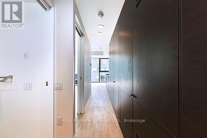 601 - 38 Stewart Street, Toronto, Ontario  M5V 0H1 - Photo 3 - C12507914