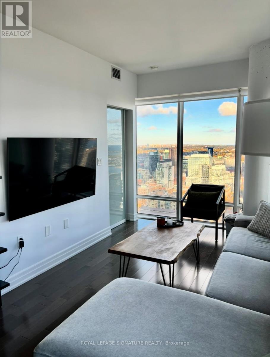 4510 - 8 The Esplanade, Toronto, Ontario  M5E 0A6 - Photo 4 - C12507924