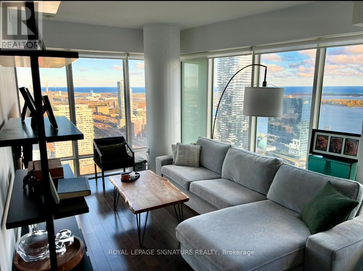 4510 - 8 The Esplanade, Toronto, Ontario  M5E 0A6 - Photo 5 - C12507924