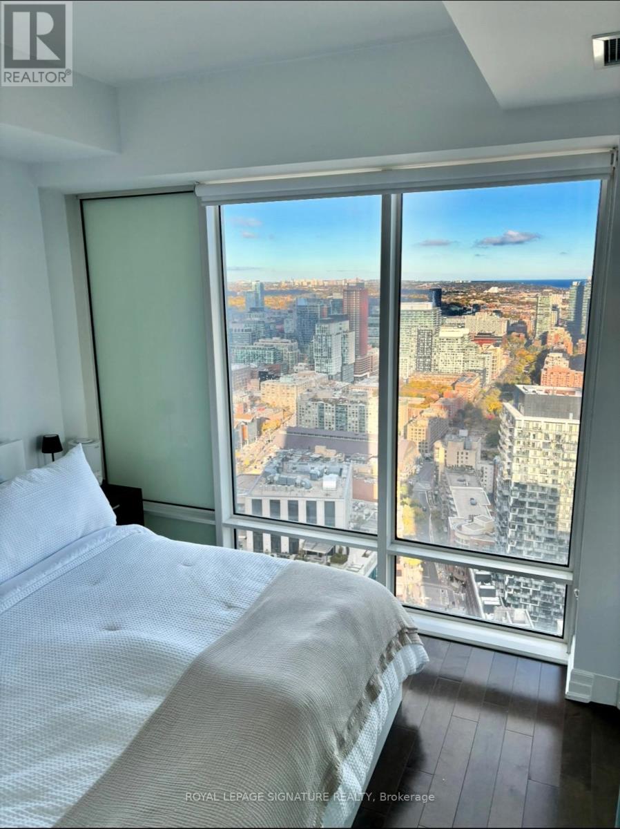 4510 - 8 The Esplanade, Toronto, Ontario  M5E 0A6 - Photo 7 - C12507924