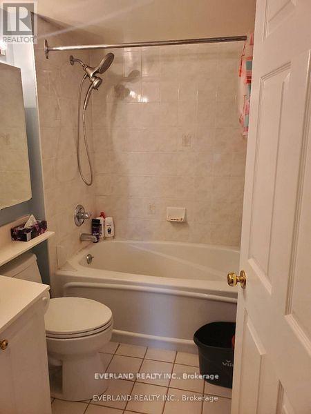 1503 - 887 Bay Street, Toronto, Ontario  M5S 1Z7 - Photo 10 - C12507946