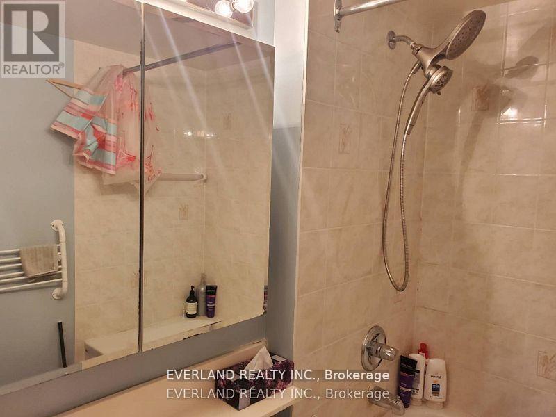 1503 - 887 Bay Street, Toronto, Ontario  M5S 1Z7 - Photo 11 - C12507946