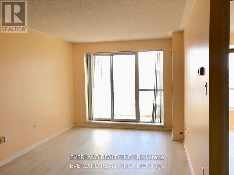 1503 - 887 Bay Street, Toronto, Ontario  M5S 1Z7 - Photo 2 - C12507946