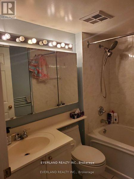 1503 - 887 Bay Street, Toronto, Ontario  M5S 1Z7 - Photo 9 - C12507946