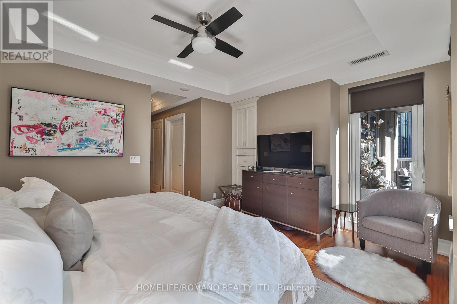 401 - 68 Yorkville Avenue, Toronto, Ontario  M5R 1C4 - Photo 14 - C12508030