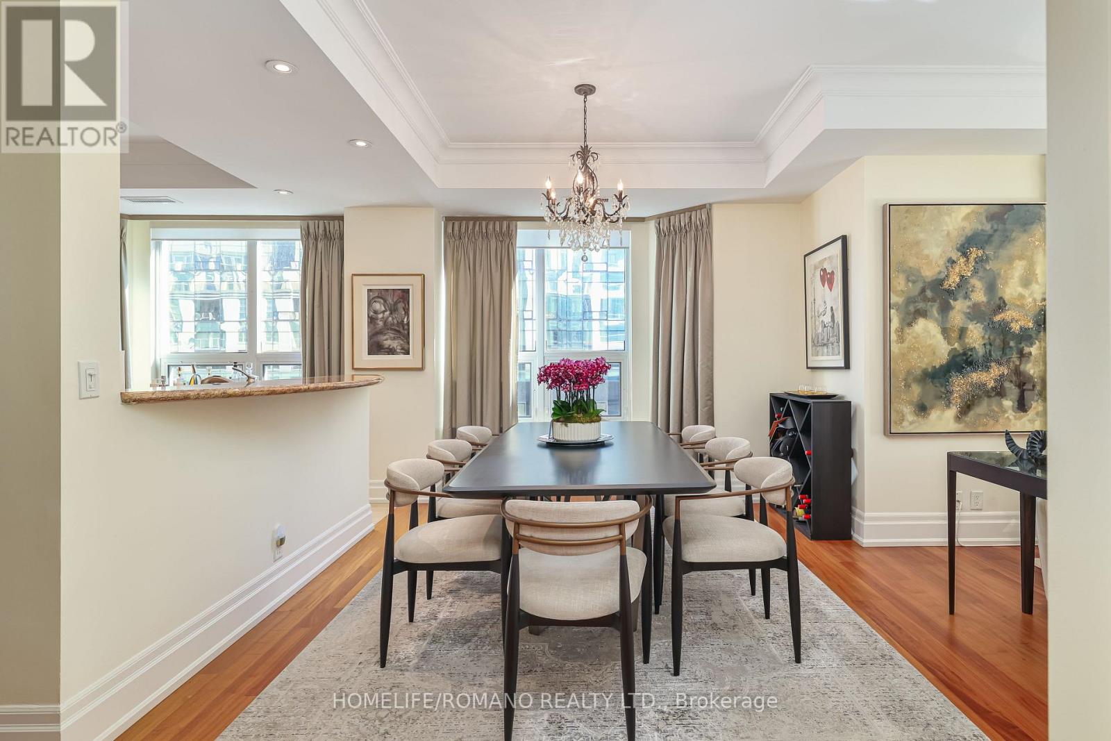 401 - 68 Yorkville Avenue, Toronto, Ontario  M5R 1C4 - Photo 18 - C12508030