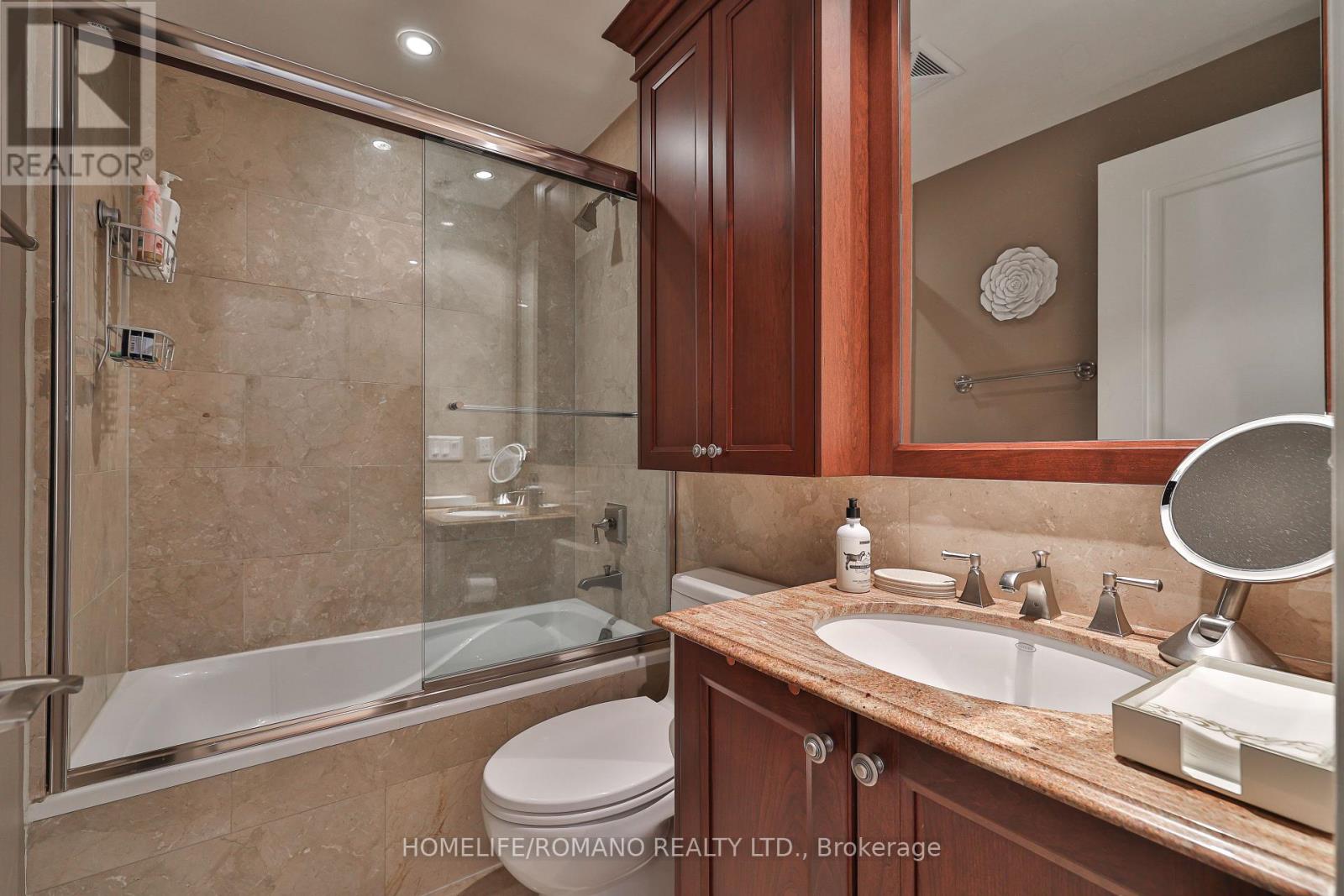 401 - 68 Yorkville Avenue, Toronto, Ontario  M5R 1C4 - Photo 25 - C12508030