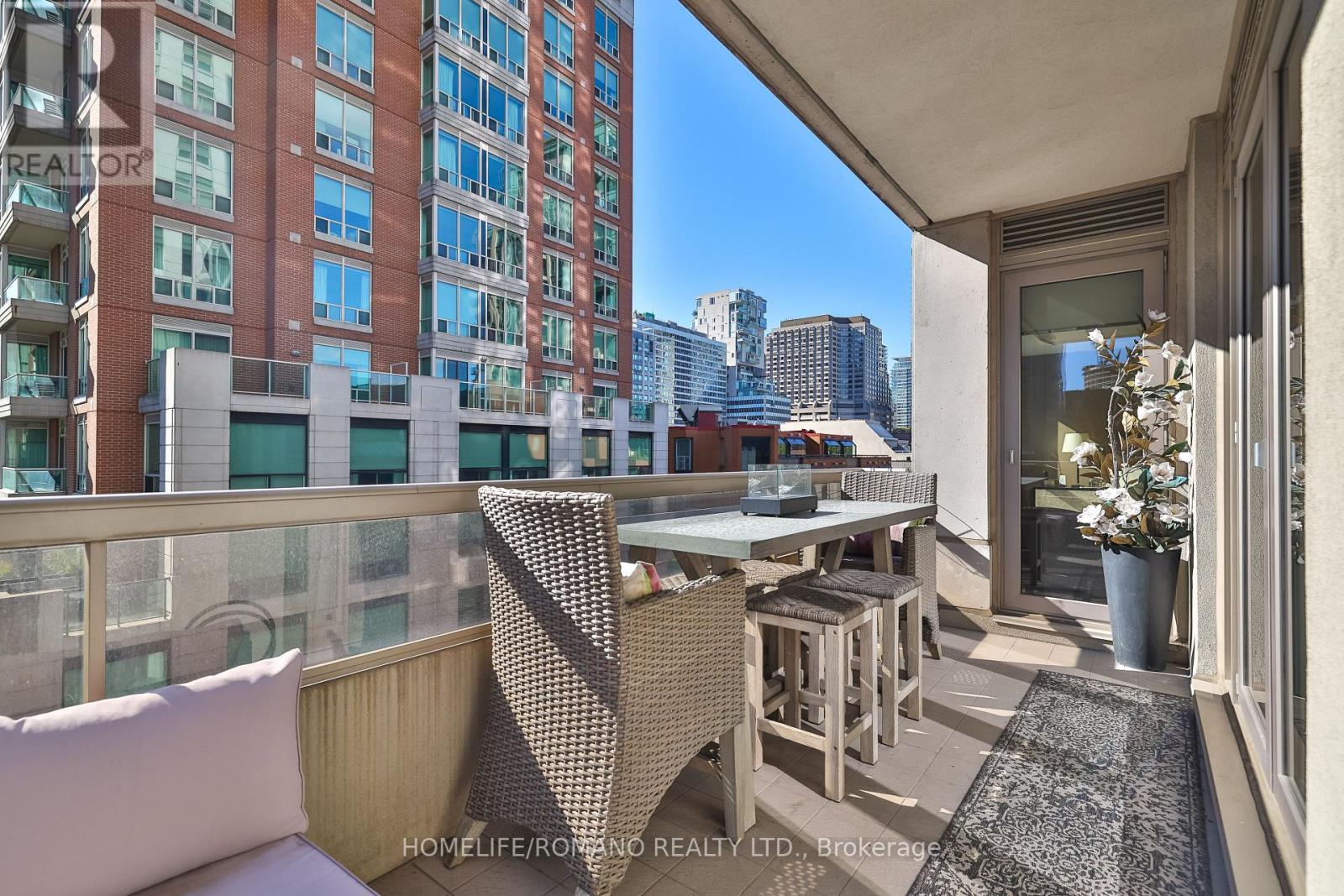 401 - 68 Yorkville Avenue, Toronto, Ontario  M5R 1C4 - Photo 27 - C12508030