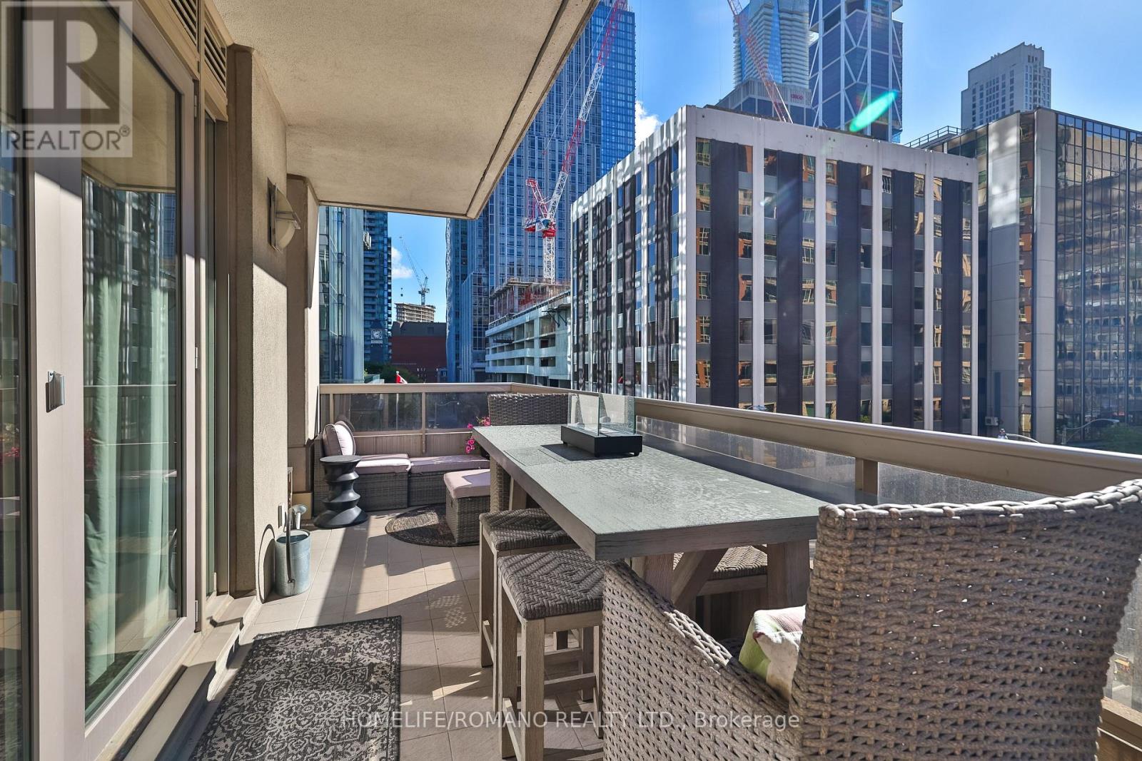 401 - 68 Yorkville Avenue, Toronto, Ontario  M5R 1C4 - Photo 29 - C12508030