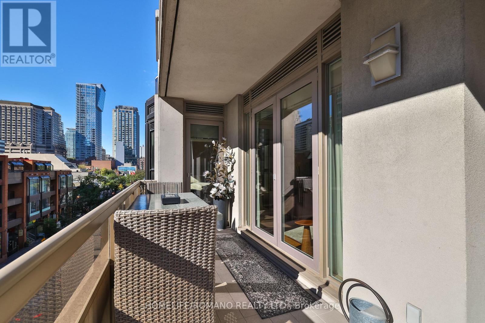 401 - 68 Yorkville Avenue, Toronto, Ontario  M5R 1C4 - Photo 30 - C12508030