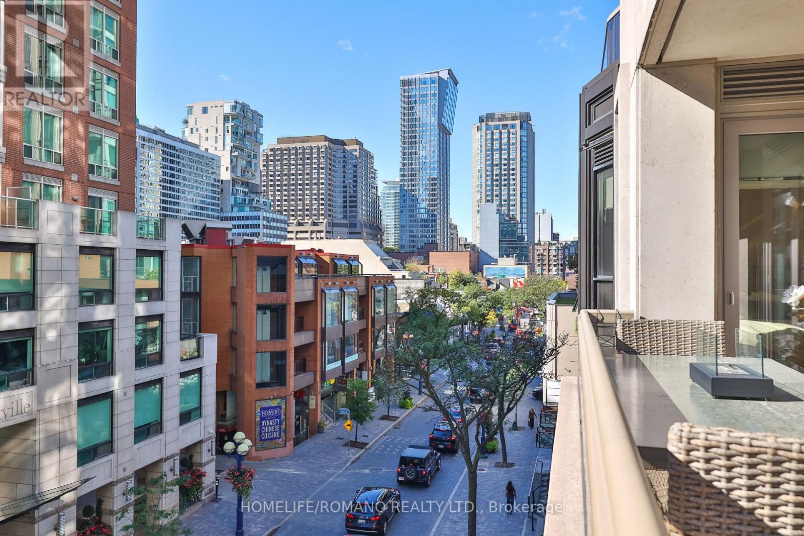 401 - 68 Yorkville Avenue, Toronto, Ontario  M5R 1C4 - Photo 31 - C12508030