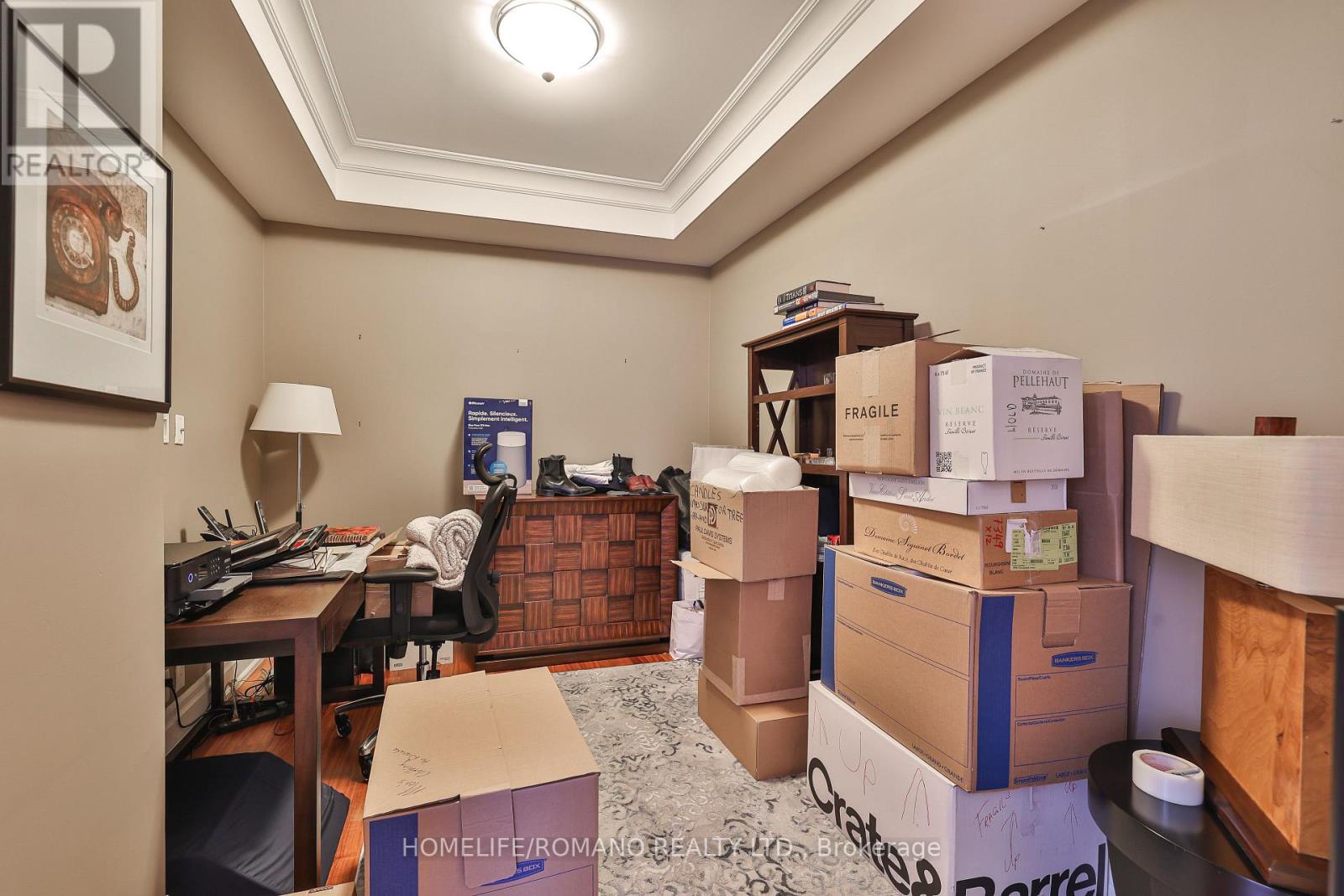 401 - 68 Yorkville Avenue, Toronto, Ontario  M5R 1C4 - Photo 37 - C12508030