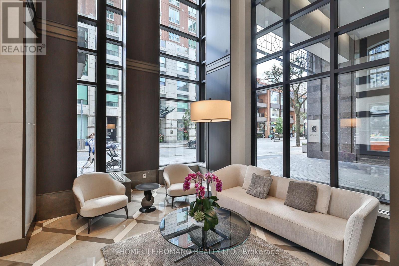 401 - 68 Yorkville Avenue, Toronto, Ontario  M5R 1C4 - Photo 6 - C12508030