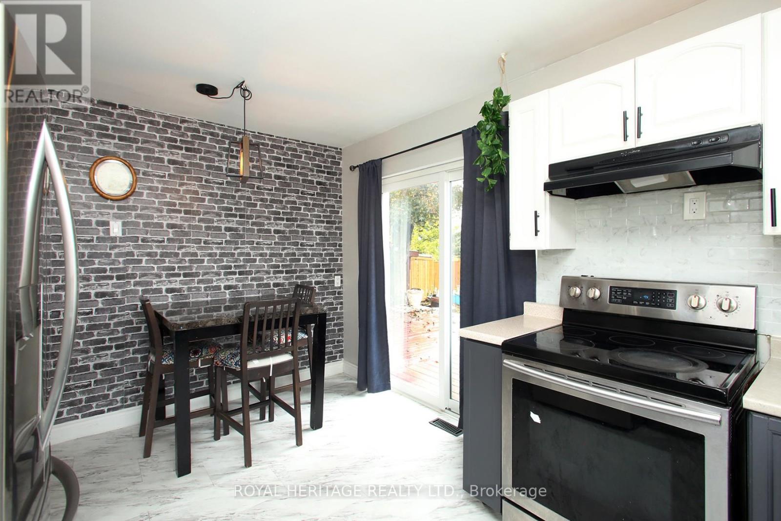 4 Brantwood Drive, Toronto, Ontario  M1H 2G6 - Photo 10 - E12507770