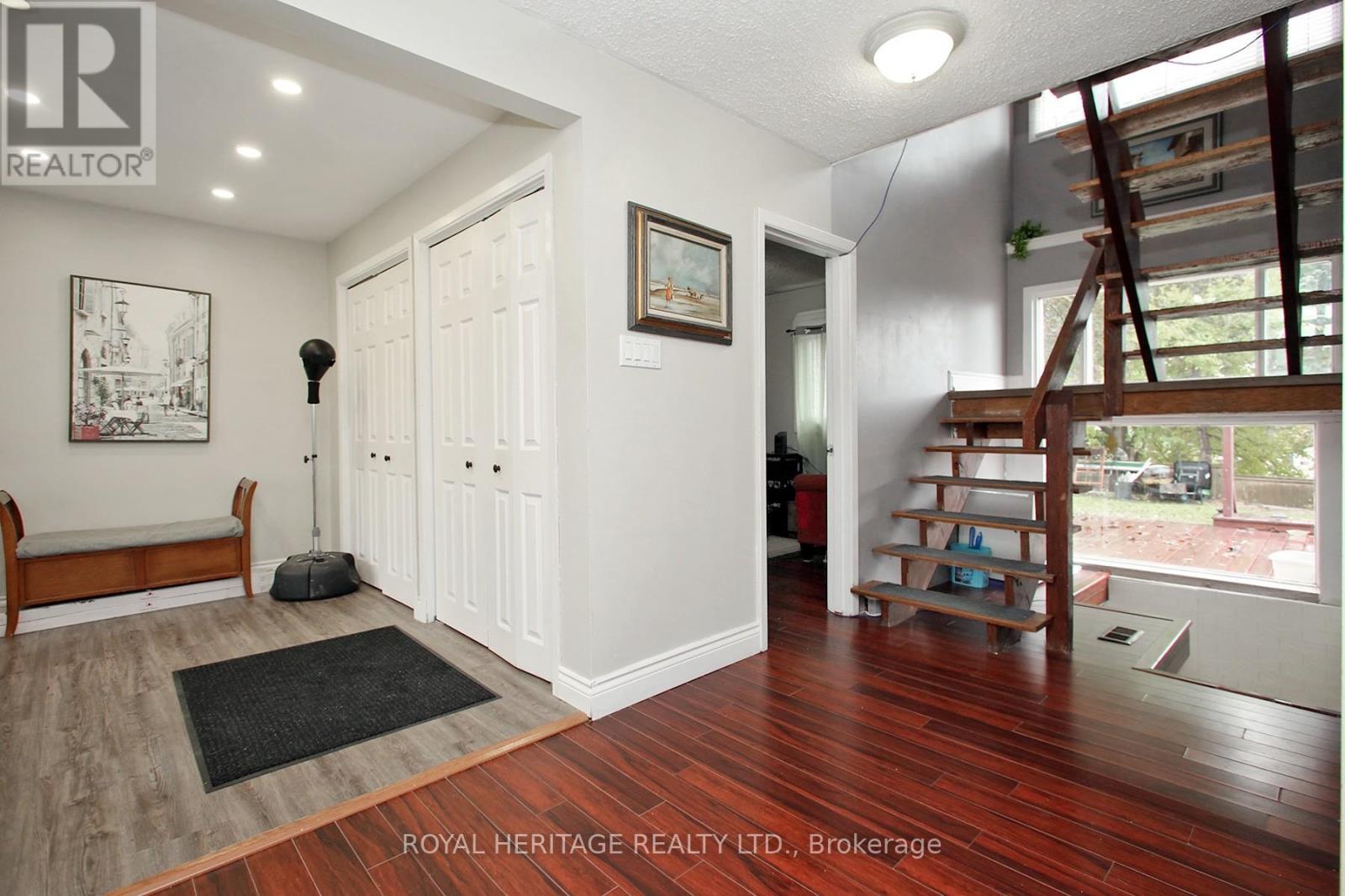 4 Brantwood Drive, Toronto, Ontario  M1H 2G6 - Photo 3 - E12507770