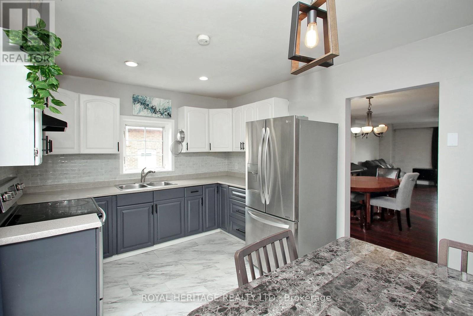 4 Brantwood Drive, Toronto, Ontario  M1H 2G6 - Photo 9 - E12507770