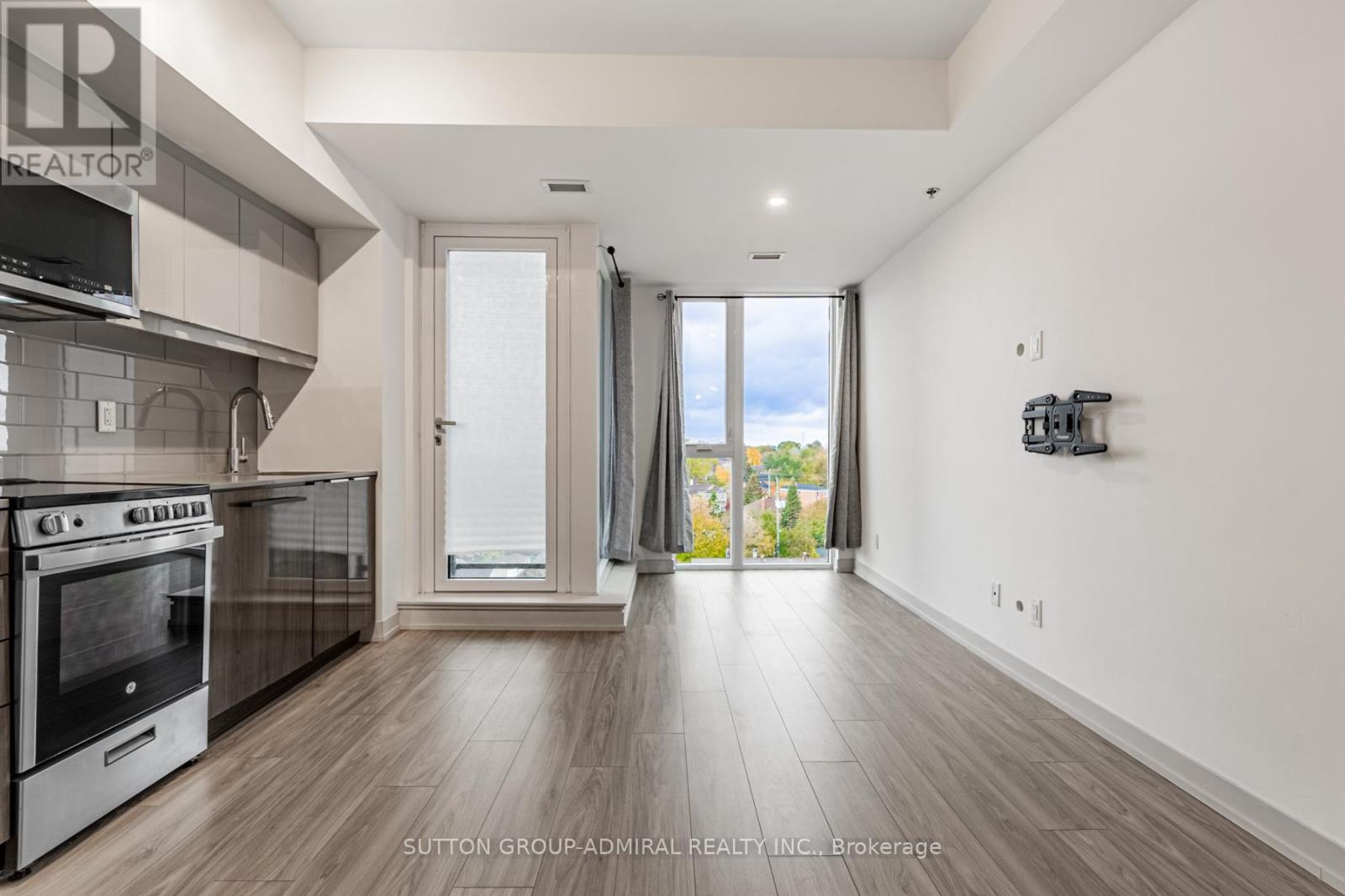 702 - 90 Glen Everest Road, Toronto, Ontario  M1N 1T7 - Photo 6 - E12507776