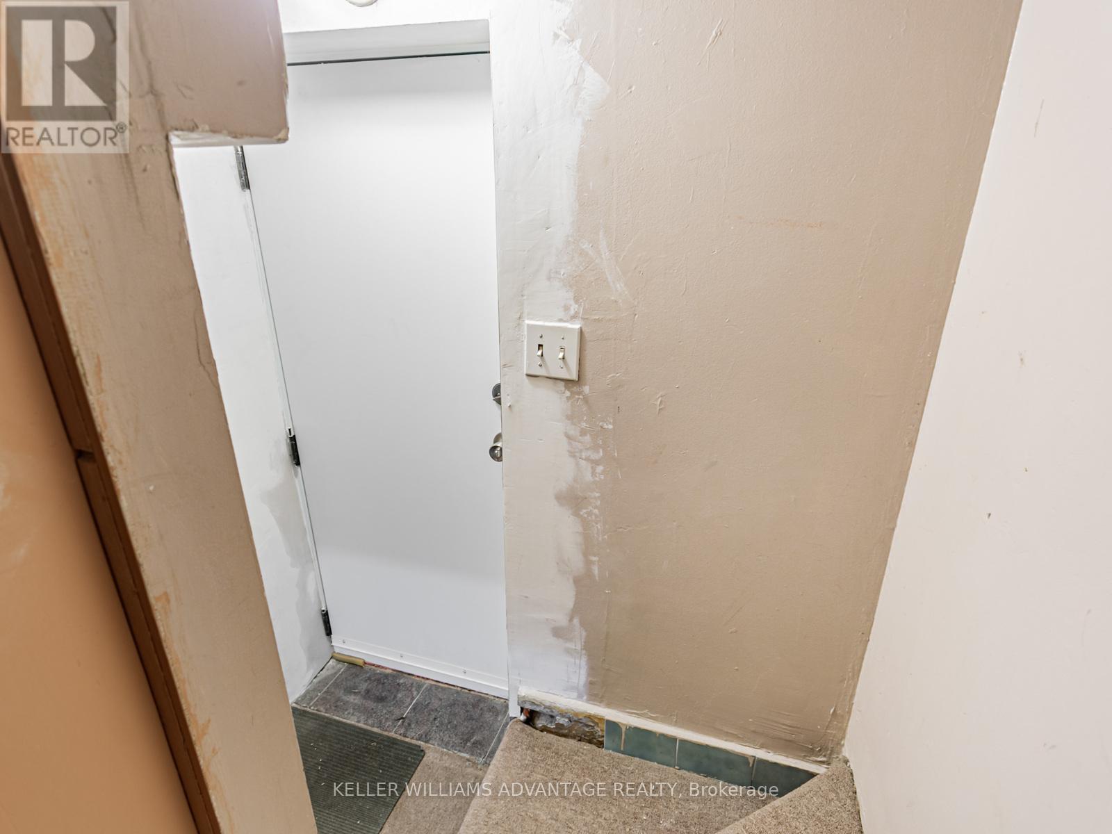 1042 Dundas Street E, Toronto, Ontario  M4M 1R8 - Photo 22 - E12507784
