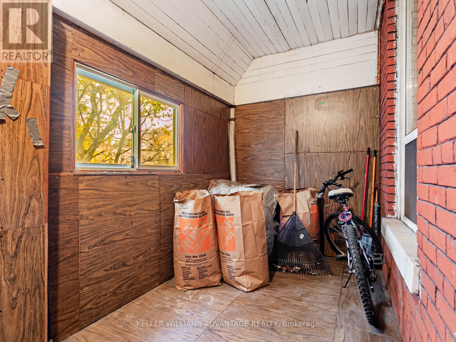 1042 Dundas Street E, Toronto, Ontario  M4M 1R8 - Photo 30 - E12507784