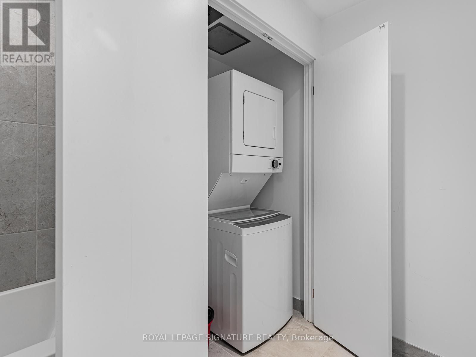 183f - 1608 Charles Street, Whitby, Ontario  L1N 1B9 - Photo 20 - E12507826