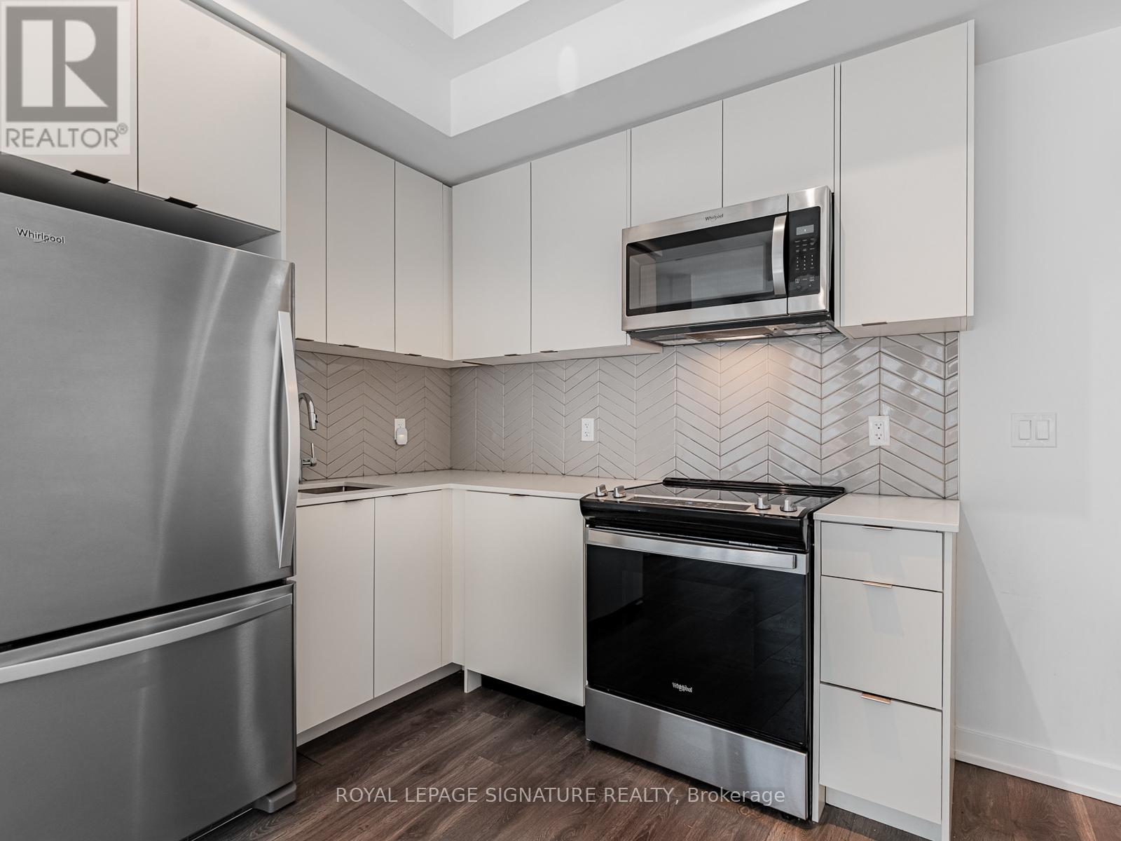 183f - 1608 Charles Street, Whitby, Ontario  L1N 1B9 - Photo 7 - E12507826