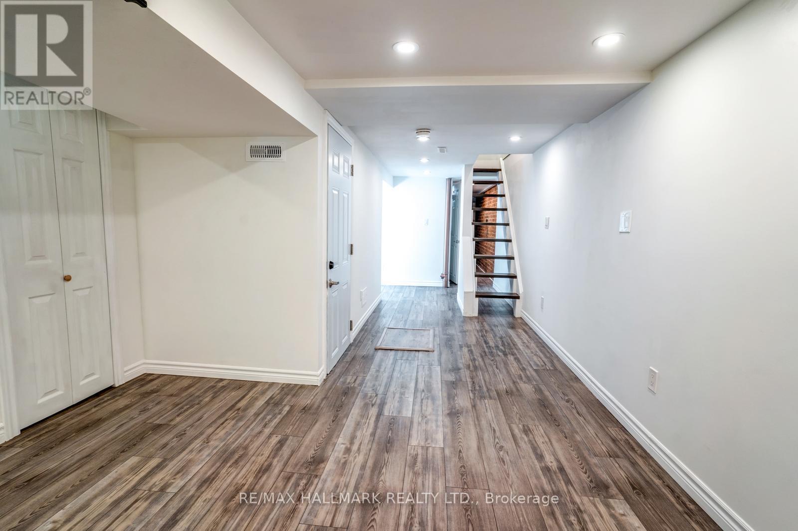 47 Hazelwood Avenue, Toronto, Ontario  M4J 1K4 - Photo 9 - E12507838