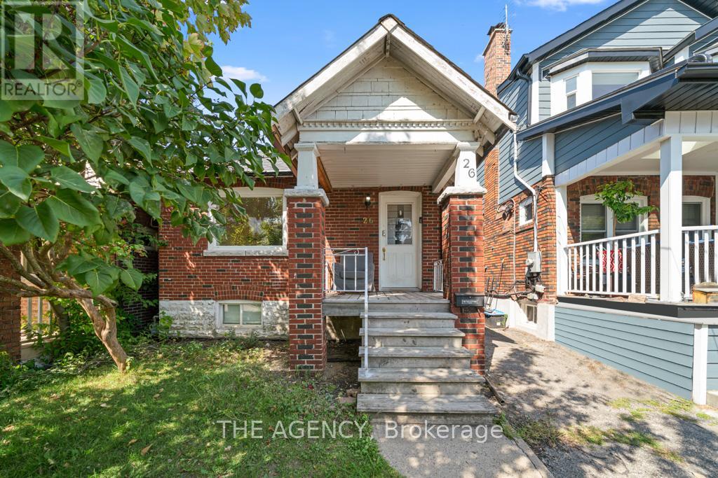 26 GATWICK AVENUE, Toronto, Ontario