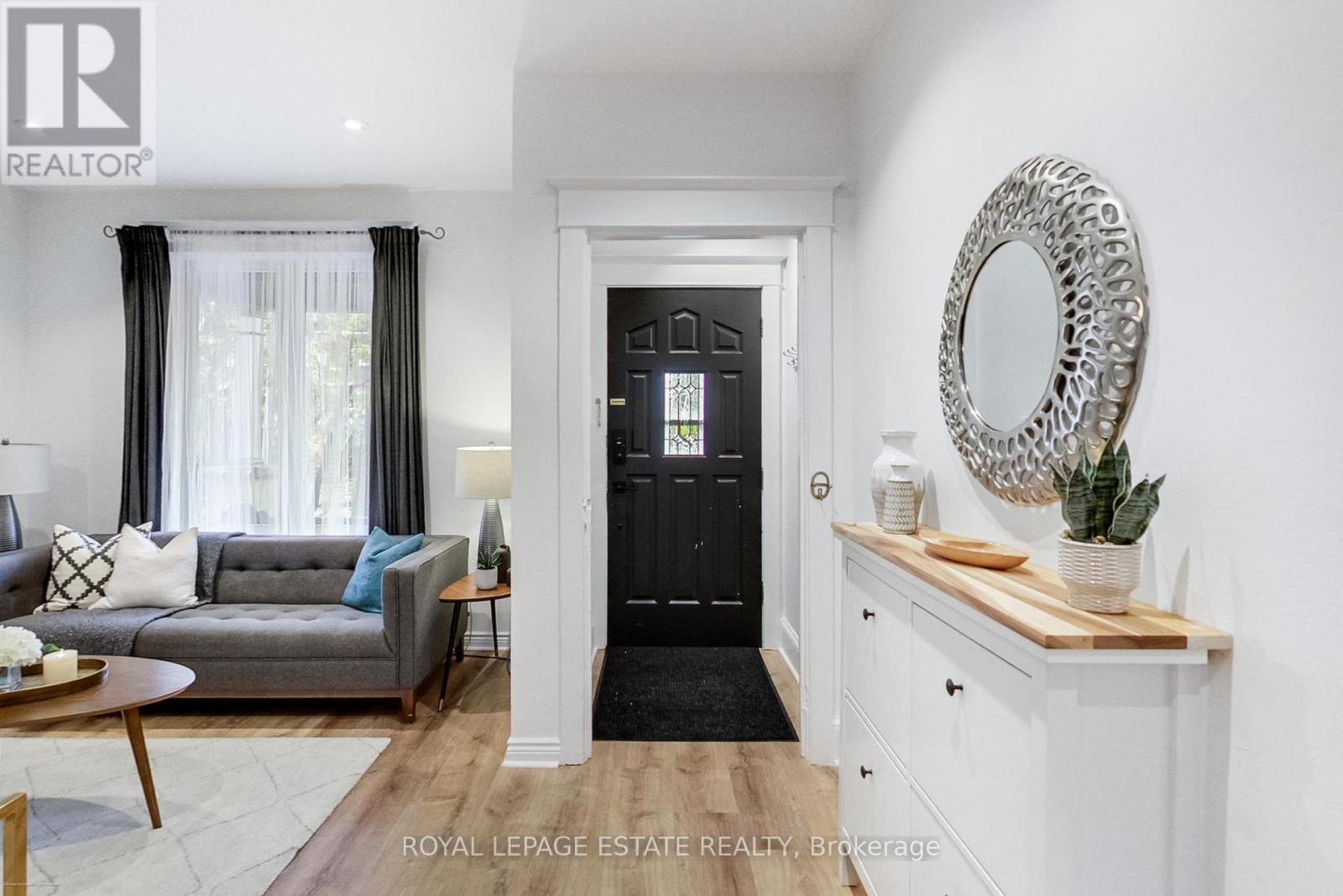 165 Oakcrest Avenue, Toronto, Ontario  M4C 1B8 - Photo 4 - E12507866