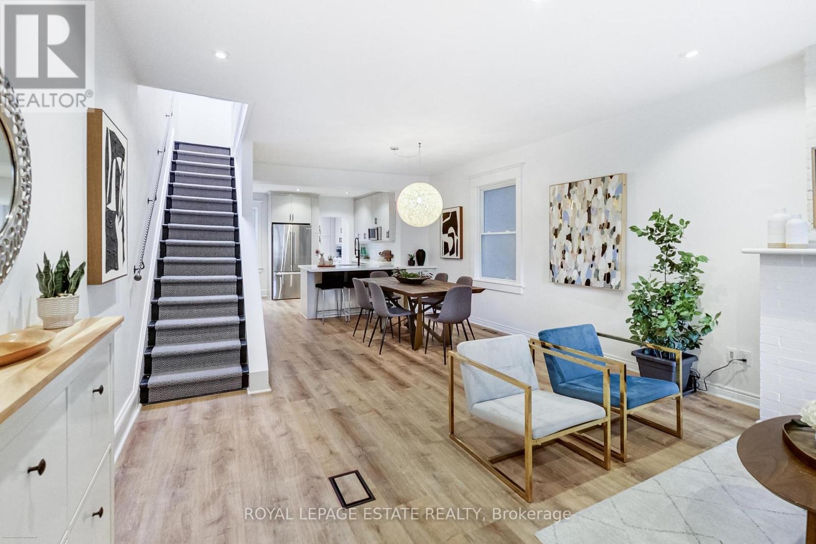 165 Oakcrest Avenue, Toronto, Ontario  M4C 1B8 - Photo 5 - E12507866