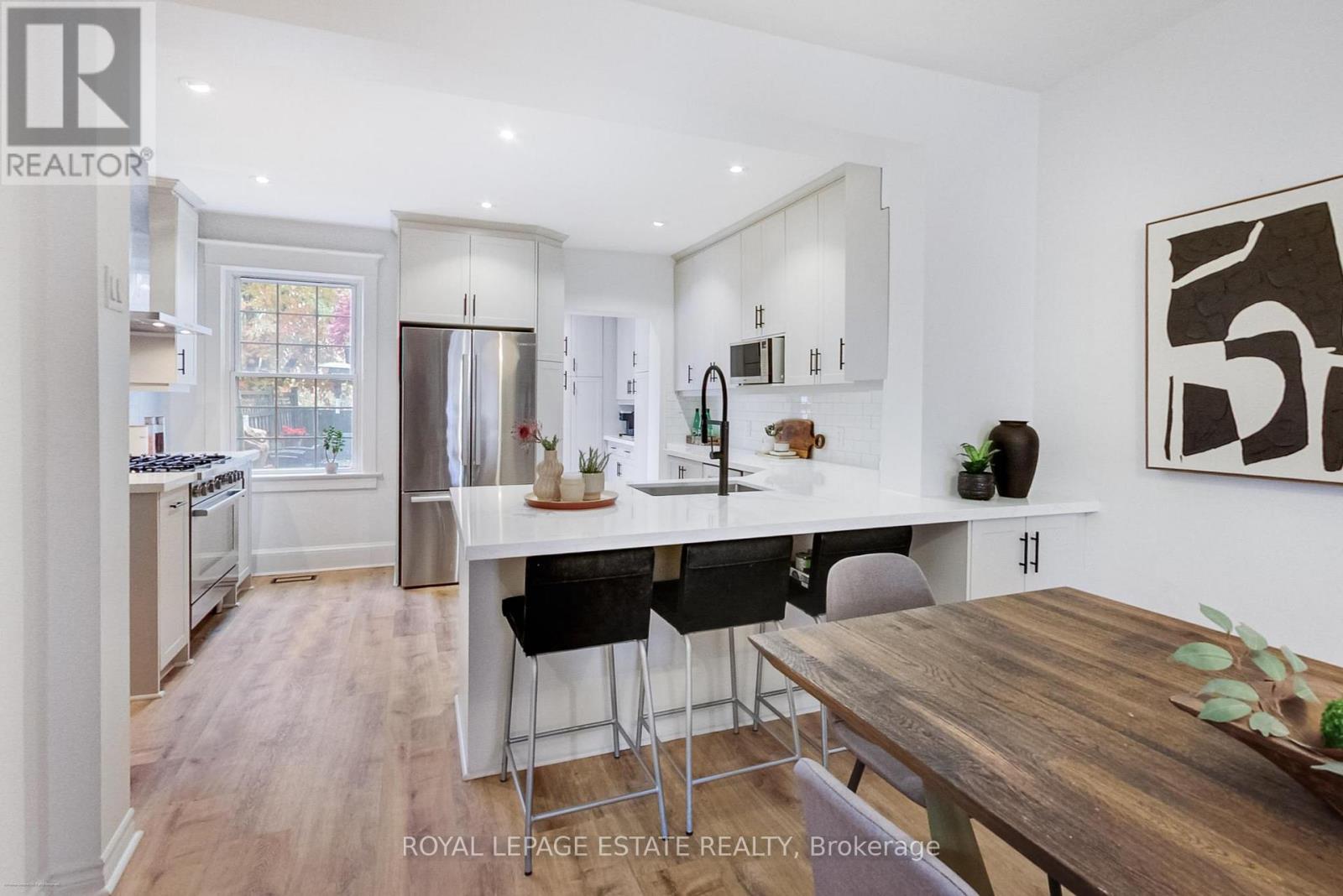 165 Oakcrest Avenue, Toronto, Ontario  M4C 1B8 - Photo 9 - E12507866