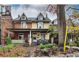 165 OAKCREST AVENUE, Toronto, Ontario