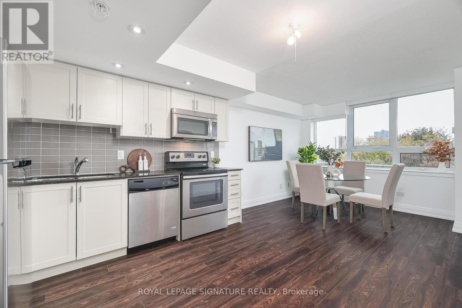 502 - 3520 Danforth Avenue, Toronto, Ontario  M1L 1E5 - Photo 3 - E12507876