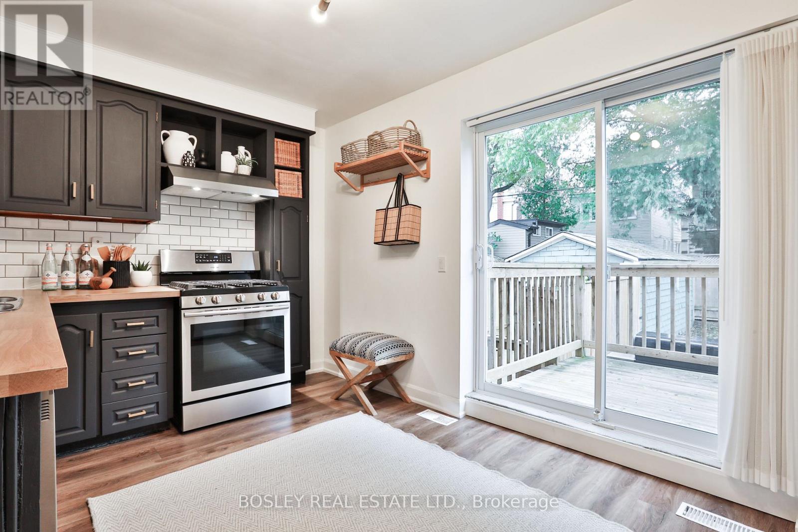 16 Inwood Avenue, Toronto, Ontario  M4J 3Y3 - Photo 17 - E12507898