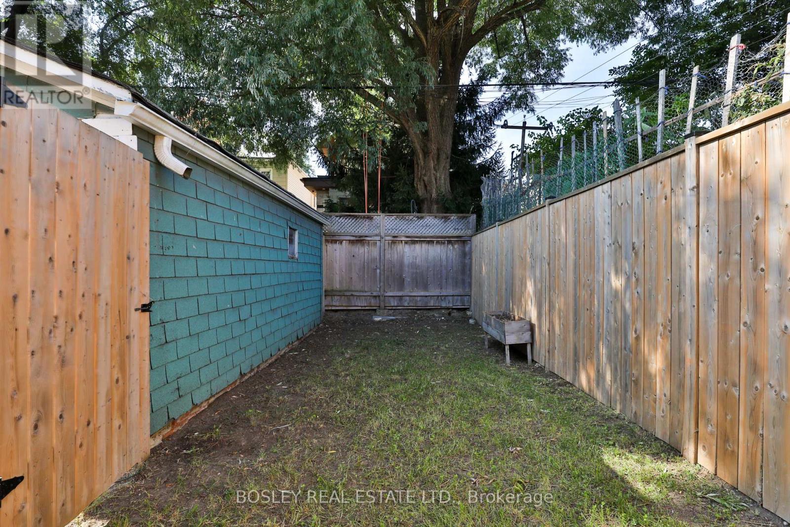 16 Inwood Avenue, Toronto, Ontario  M4J 3Y3 - Photo 44 - E12507898