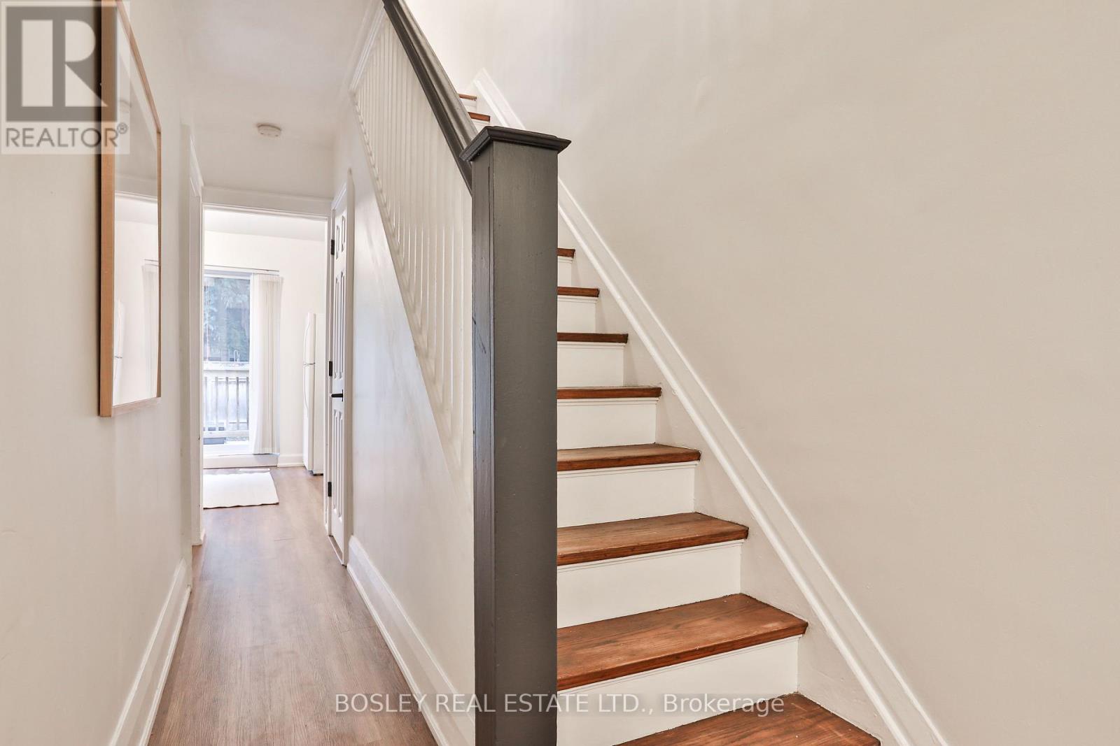 16 Inwood Avenue, Toronto, Ontario  M4J 3Y3 - Photo 6 - E12507898