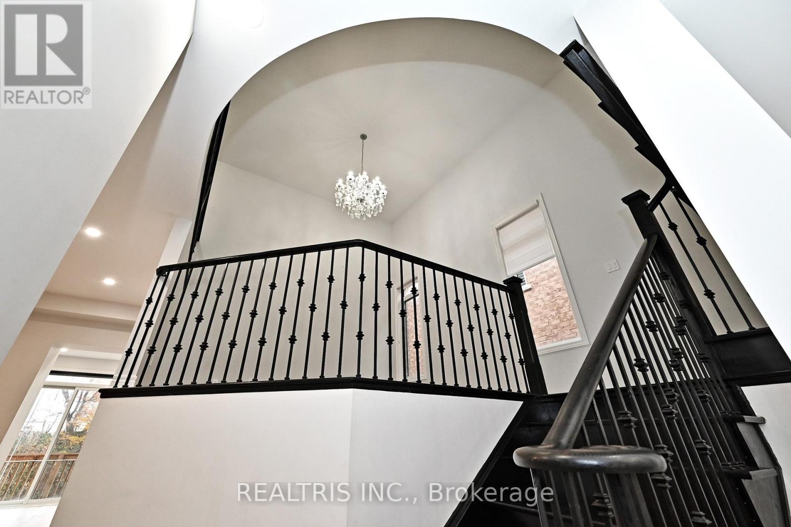 133 Auckland Drive, Whitby, Ontario  L1P 0J4 - Photo 16 - E12507980