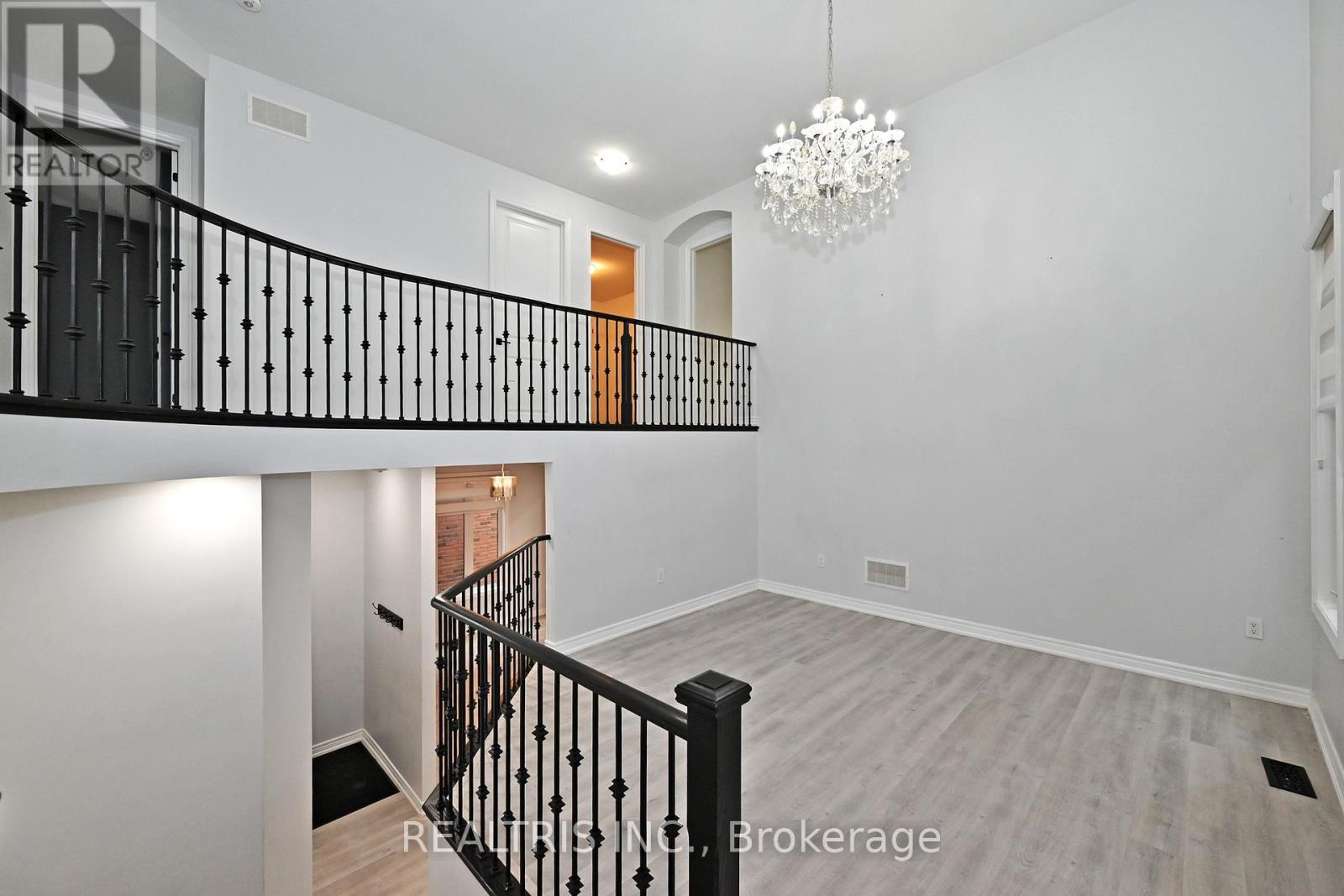 133 Auckland Drive, Whitby, Ontario  L1P 0J4 - Photo 17 - E12507980