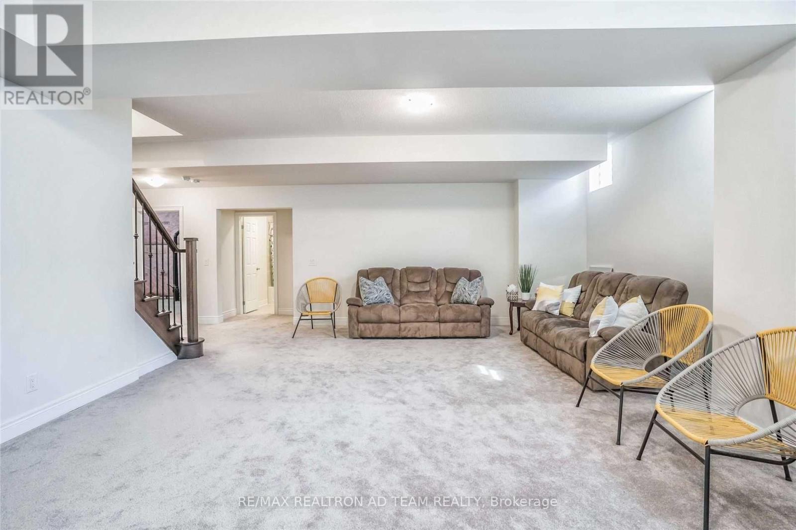 19 Pennine Drive, Whitby, Ontario  L1P 0C3 - Photo 28 - E12508038