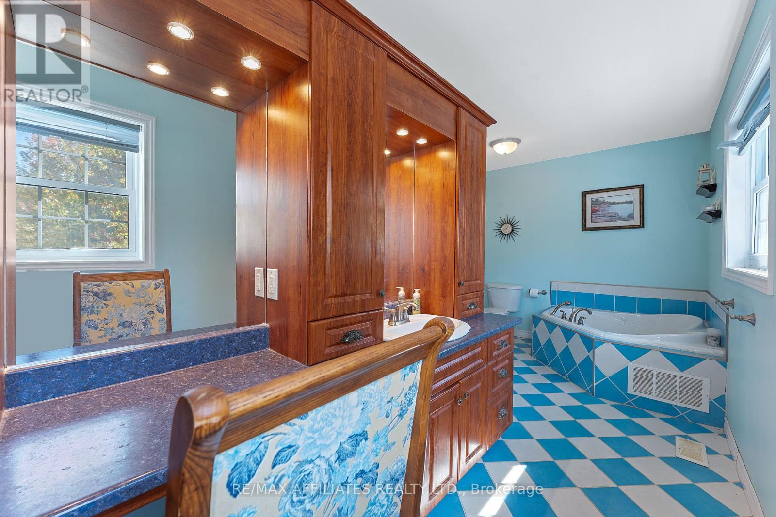 2296 Eady Road, Horton, Ontario K7V 3Z8 - Photo 17 - X12457894