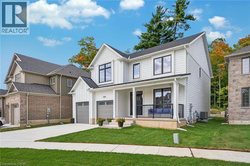 209 Jeffrey Place, Kitchener, Ontario  N2C 0C2 - Photo 2 - 40785200