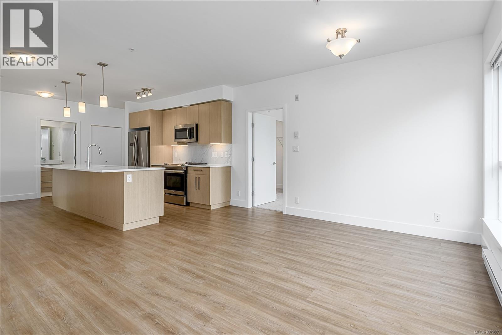 207 3070 Kilpatrick Ave, Courtenay, British Columbia  V9N 0G7 - Photo 9 - 1002609